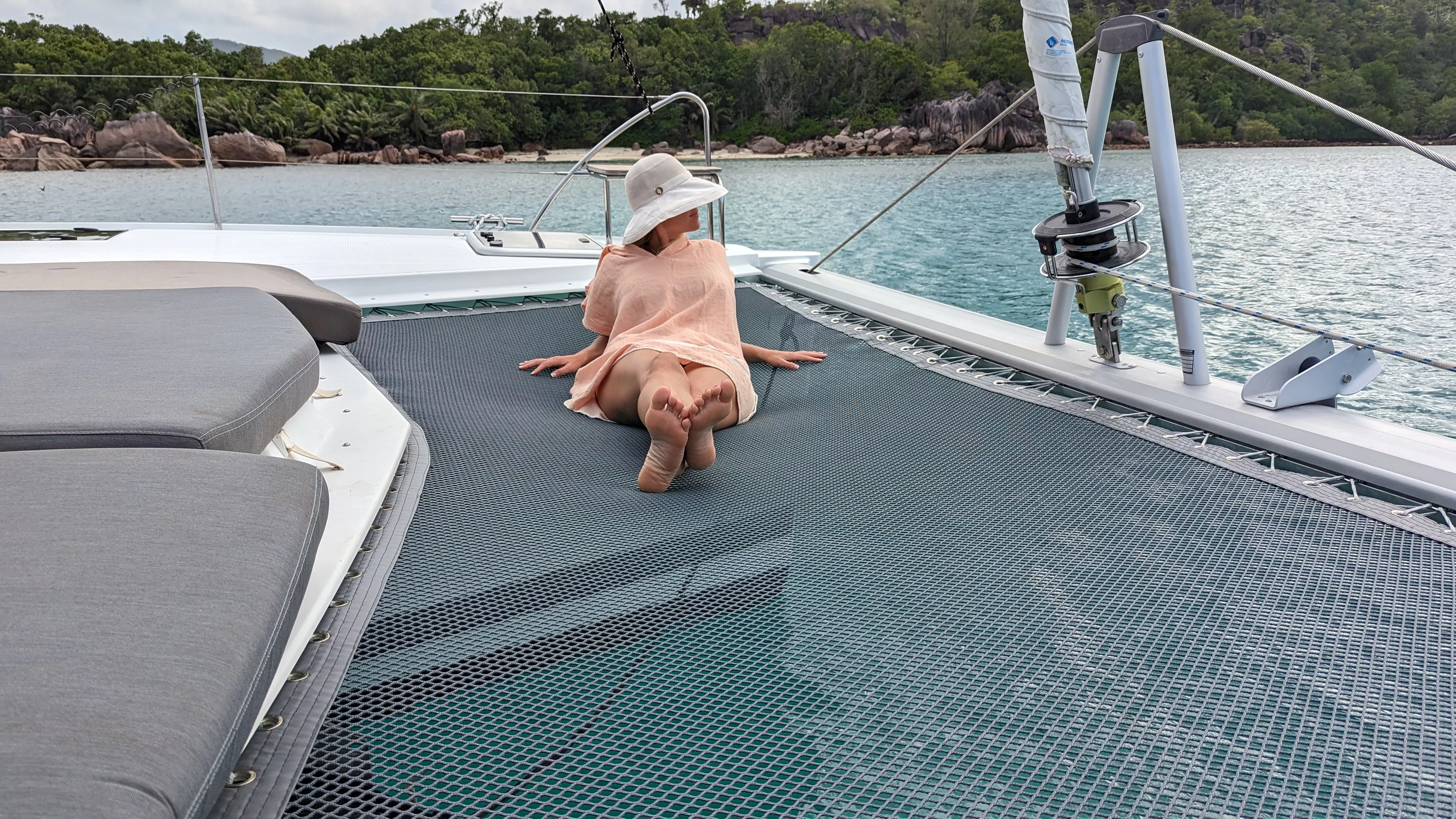 Offshore 3/8” Polyester Open Net for a Privilege 580 catamaran trampoline net main picture