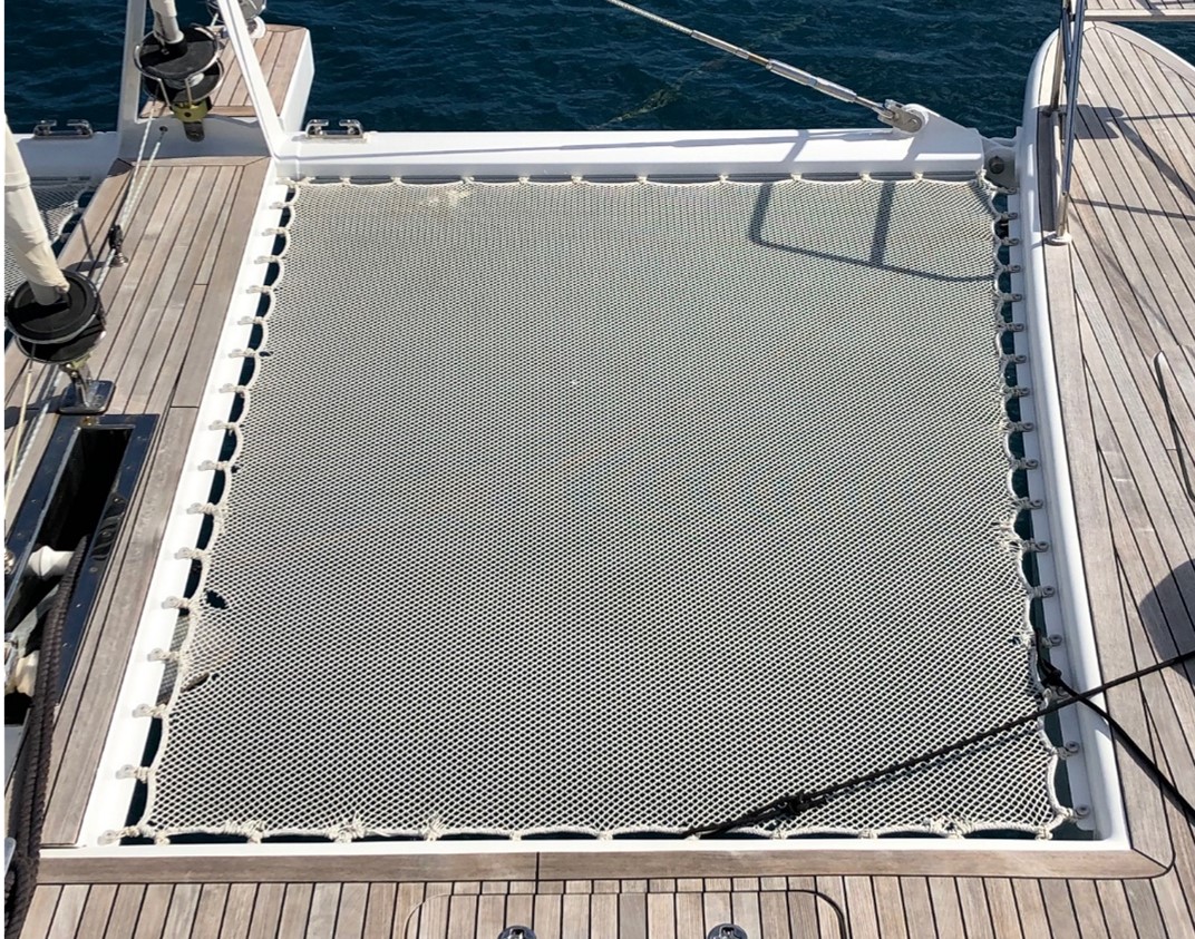 Figure 3: Example rope border net with heavy scalloping with resulting failure points due to high point stress loading on a slightly weakened net.